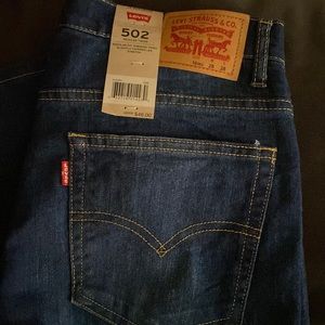 Woman’s Levis 502